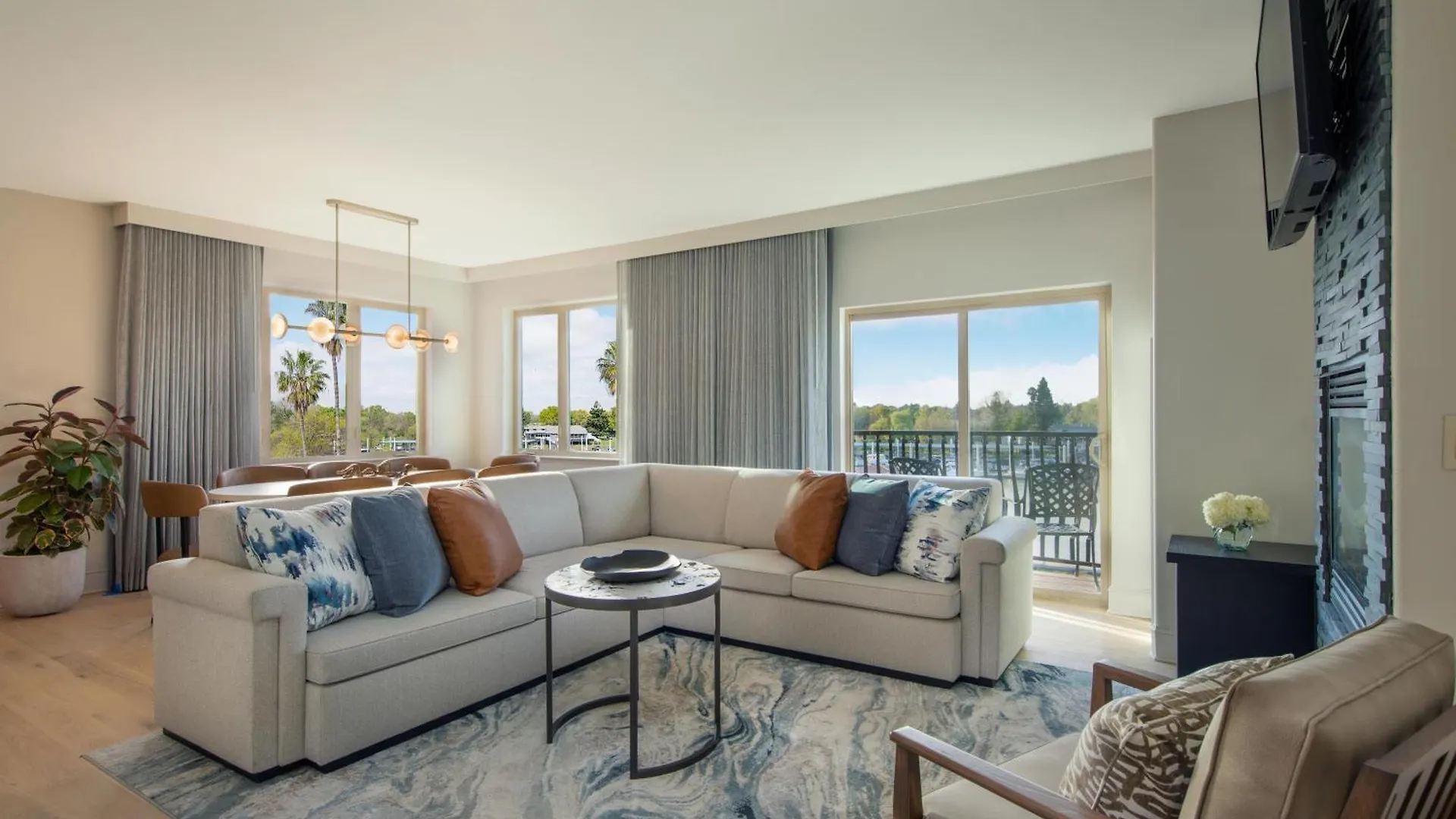 The Westin Sacramento Riverfront Hotel & Spa 4*,  United States