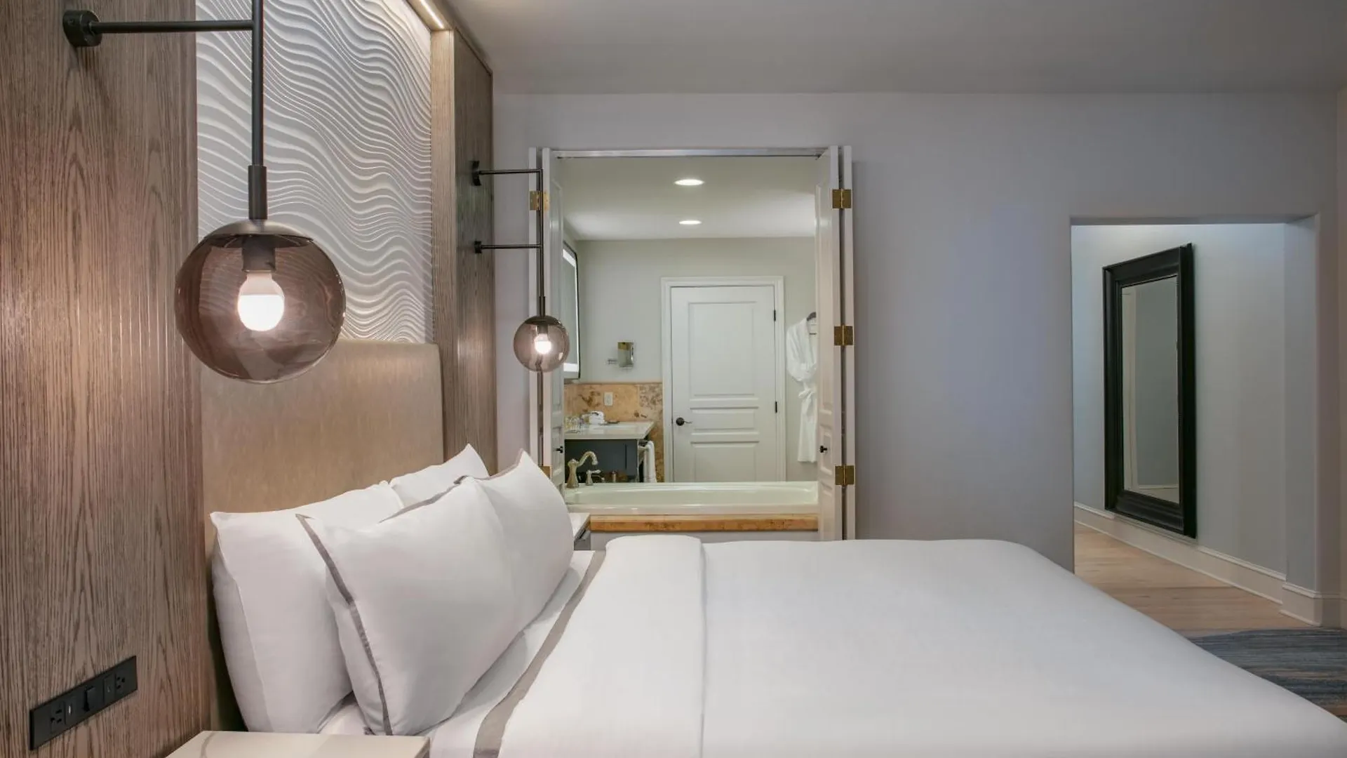 The Westin Sacramento Riverfront Hotel & Spa