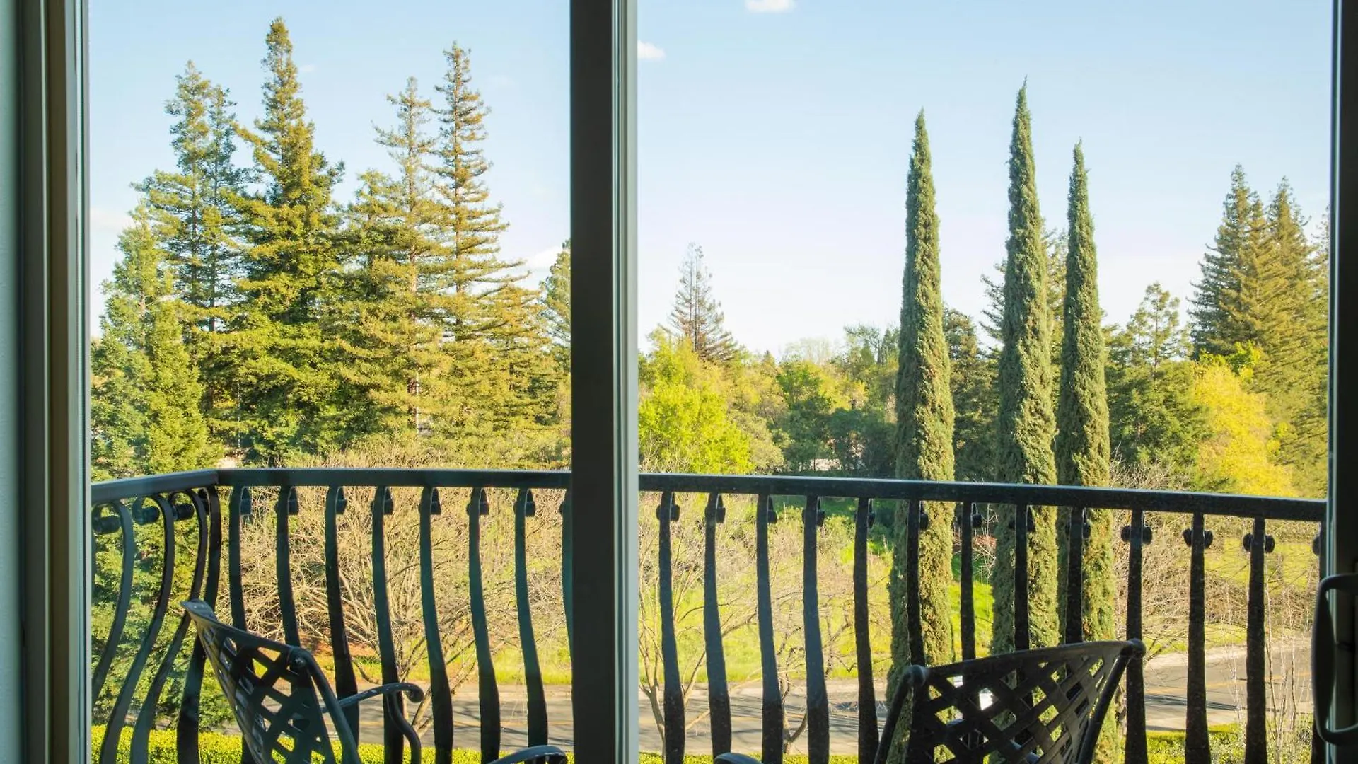 The Westin Sacramento Riverfront Hotel & Spa